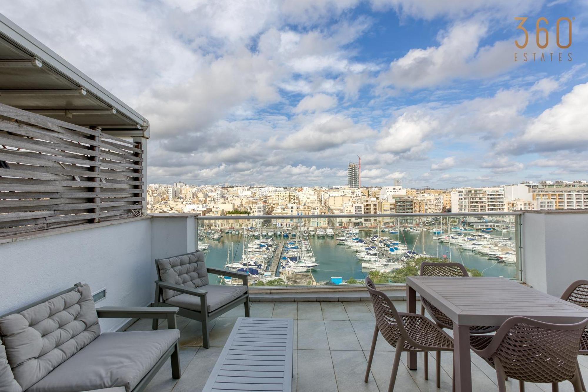 Beautiful Seafront With Private Balcony & Bbq By 360 Estates *