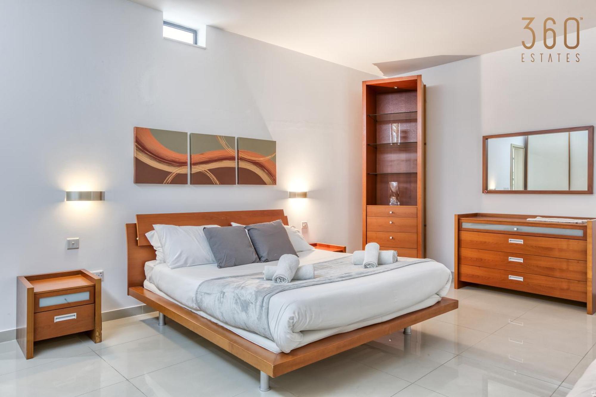 Beautiful Seafront With Private Balcony & Bbq By 360 Estates *